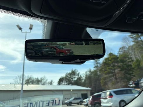 New 2026 Jeep Grand Cherokee Limited image 12