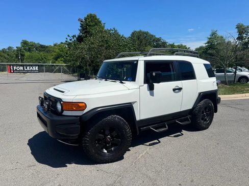 Used 2008 Toyota FJ Cruiser 4WD image 5