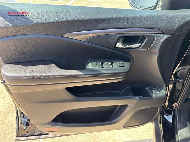 Used 2019 Honda Passport Sport image 18