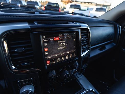 Used 2017 RAM 1500 Sport image 15