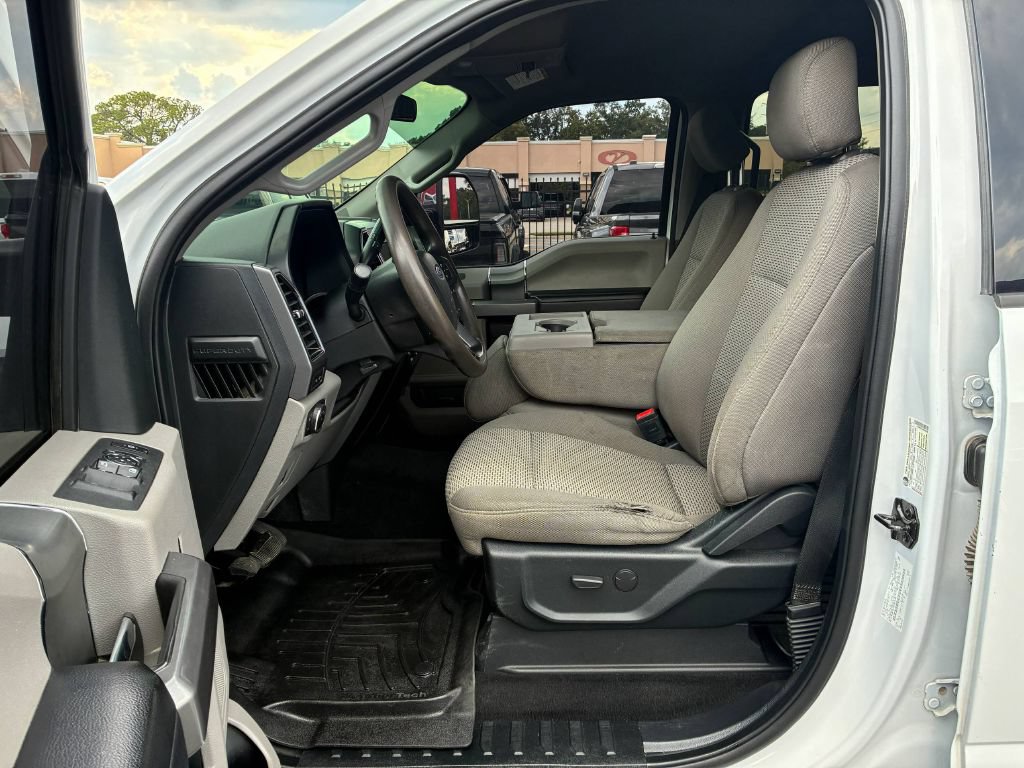 Used 2020 Ford F350 XLT w/ XLT Premium Package AWD/4WD image 9