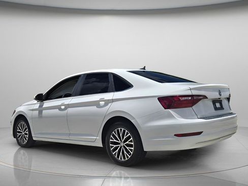 Used 2020 Volkswagen Jetta SE w/ SE Cold Weather Package FWD image 5