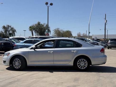 Used 2014 Volkswagen Passat 1.8T S image 5
