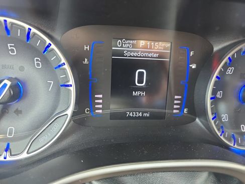 Used 2023 Chrysler Voyager LX FWD image 18