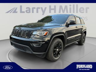Used 2021 Jeep Grand Cherokee Laredo AWD/4WD video 1