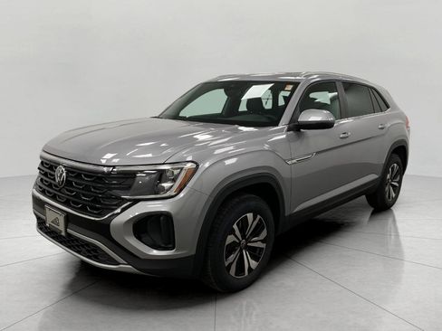 New 2026 Volkswagen Atlas Cross Sport SE image 8