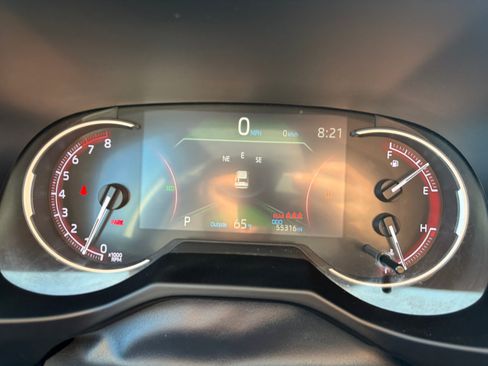 Used 2024 Toyota RAV4 LE AWD/4WD image 19