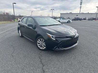 Used 2024 Toyota Corolla SE w/ SE Package
