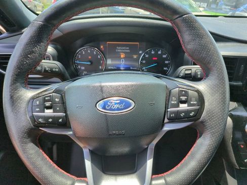 Certified 2023 Ford Explorer ST-Line w/ Class IV Trailer Tow Package RWD image 32