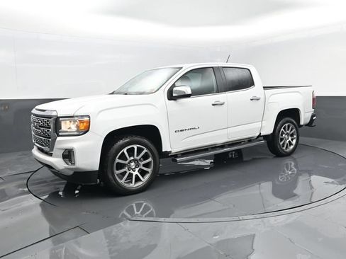 Used 2022 GMC Canyon Denali AWD/4WD image 1