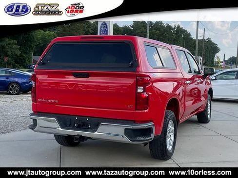 Used 2022 Chevrolet Silverado 1500 LT AWD/4WD image 7