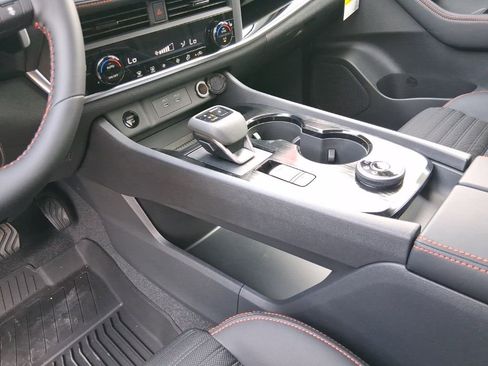 New 2026 Nissan Rogue SV AWD/4WD image 17