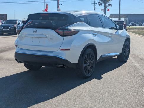 Used 2024 Nissan Murano SL image 3