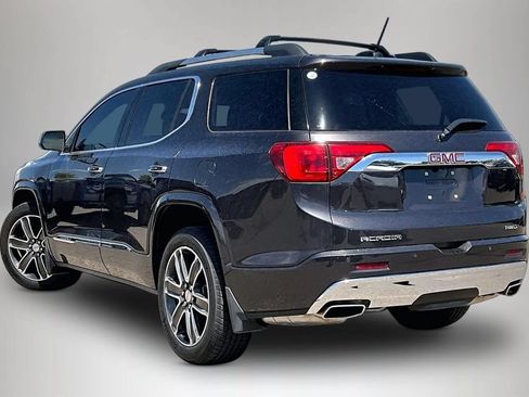 Certified 2018 GMC Acadia Denali w/ Technology Package AWD/4WD image 4