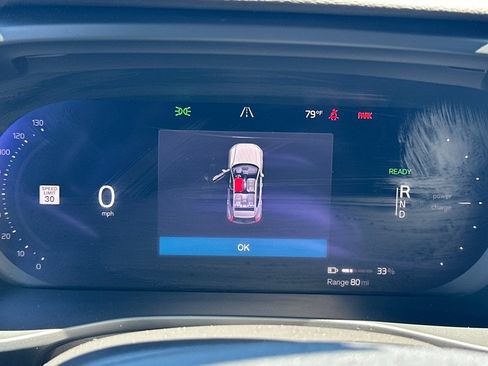 Certified 2025 Volvo EX40 Core AWD/4WD image 25