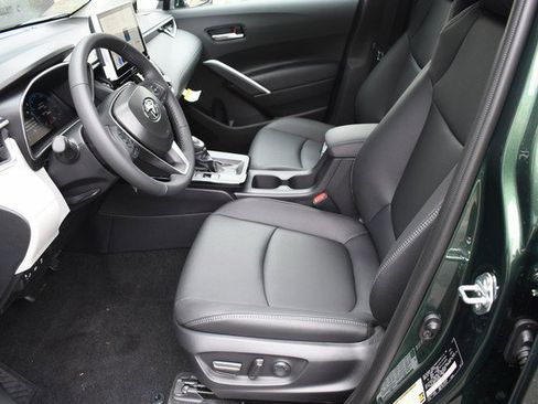 New 2026 Toyota Corolla Cross XLE image 7