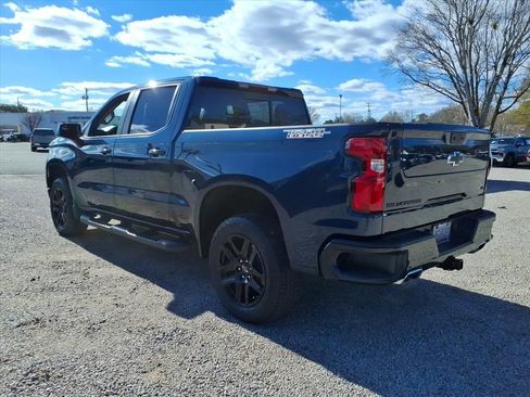 Used 2023 Chevrolet Silverado 1500 LT Trail Boss w/ Convenience Package II image 5