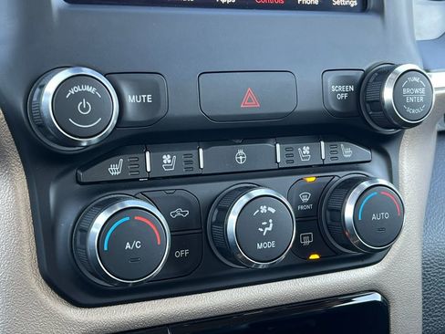 Used 2019 RAM 1500 Laramie w/ Trailer Tow Group image 36