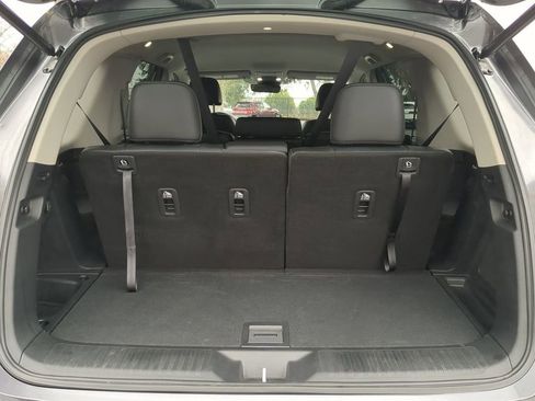 Used 2025 Honda Pilot EX-L image 13