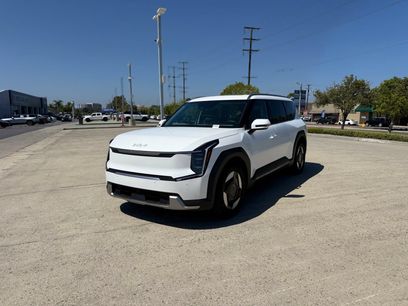 Used 2024 Kia EV9 Wind