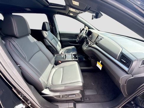 New 2026 Honda Odyssey Sport-L image 25
