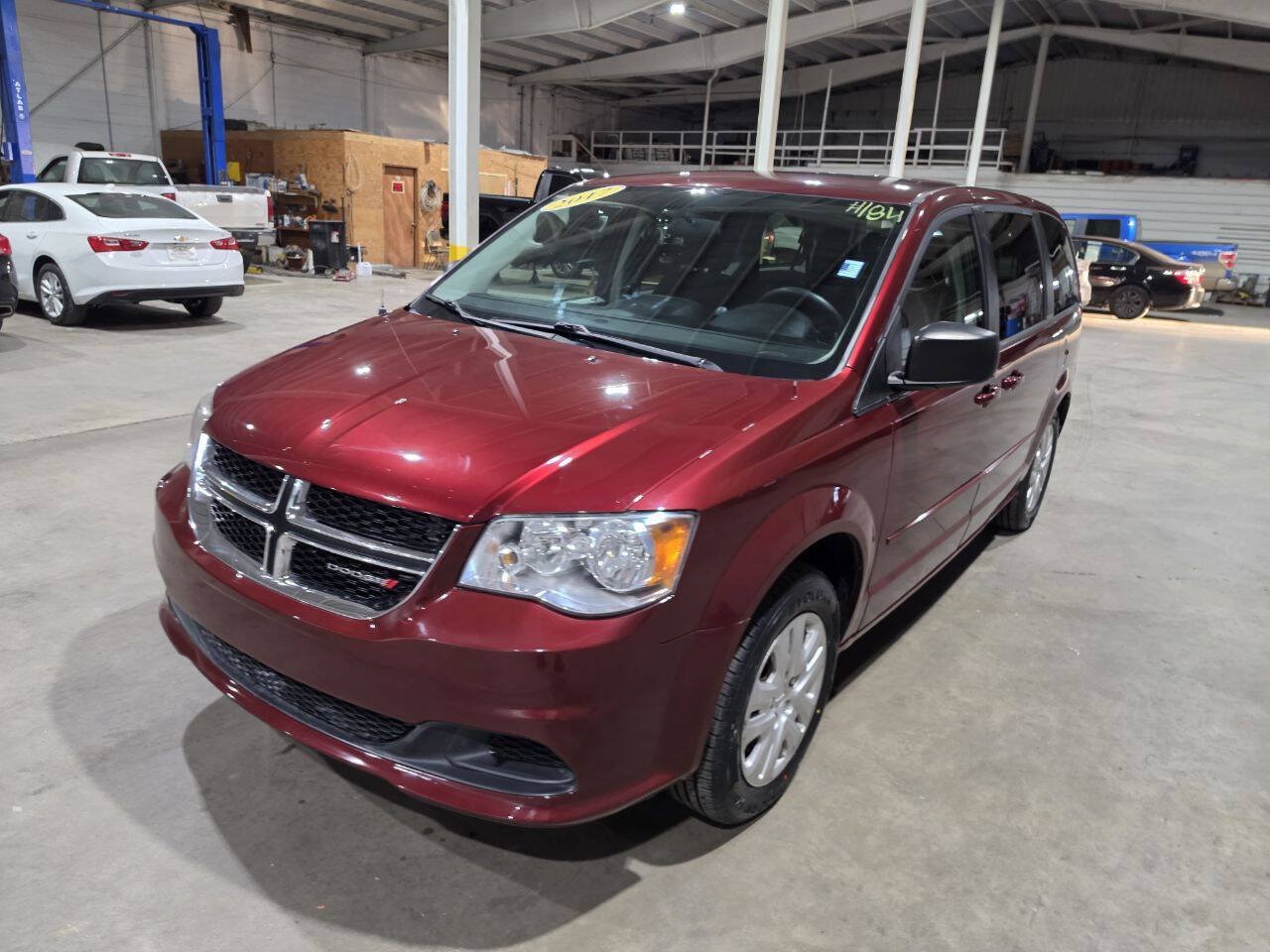 Used 2017 Dodge Grand Caravan SE w/ Power Window Group FWD image 3