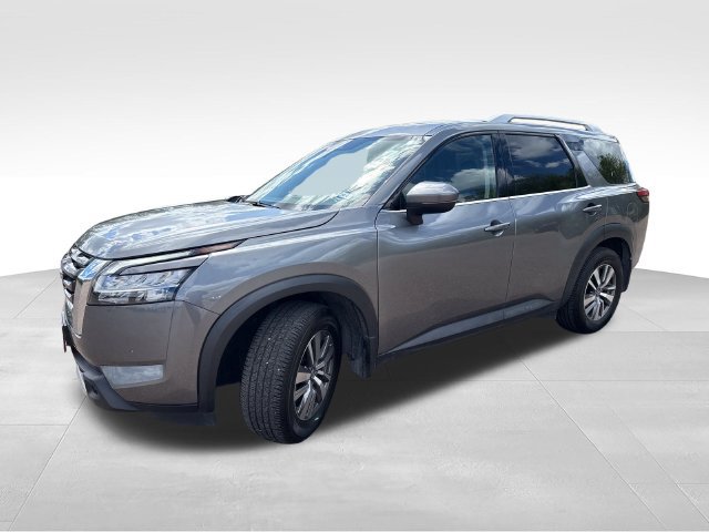 Certified 2024 Nissan Pathfinder SL AWD/4WD image 4