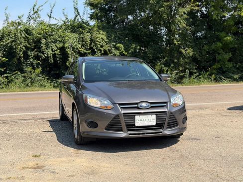 Used 2014 Ford Focus SE FWD image 8