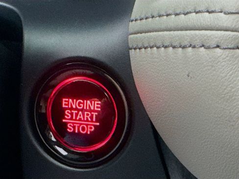 New 2026 Honda HR-V EX-L image 24