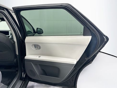 Used 2024 Hyundai Ioniq 5 SEL RWD image 30