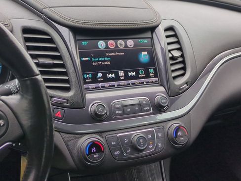 Used 2017 Chevrolet Impala LT image 27