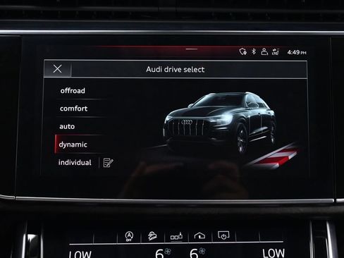 Used 2020 Audi Q8 Premium Plus w/ Premium Plus Package AWD/4WD image 33