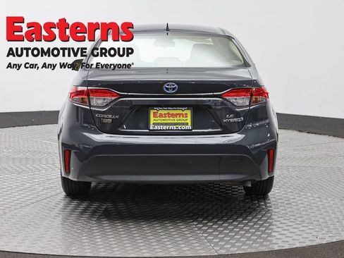Used 2023 Toyota Corolla LE FWD image 6