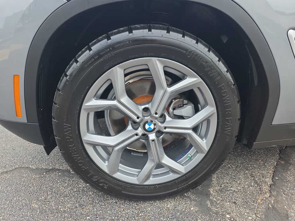 Used 2024 BMW X3 sDrive30i RWD image 9
