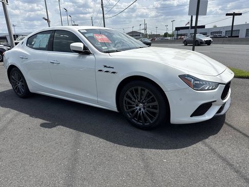 Certified 2022 Maserati Ghibli Modena Q4 image 4