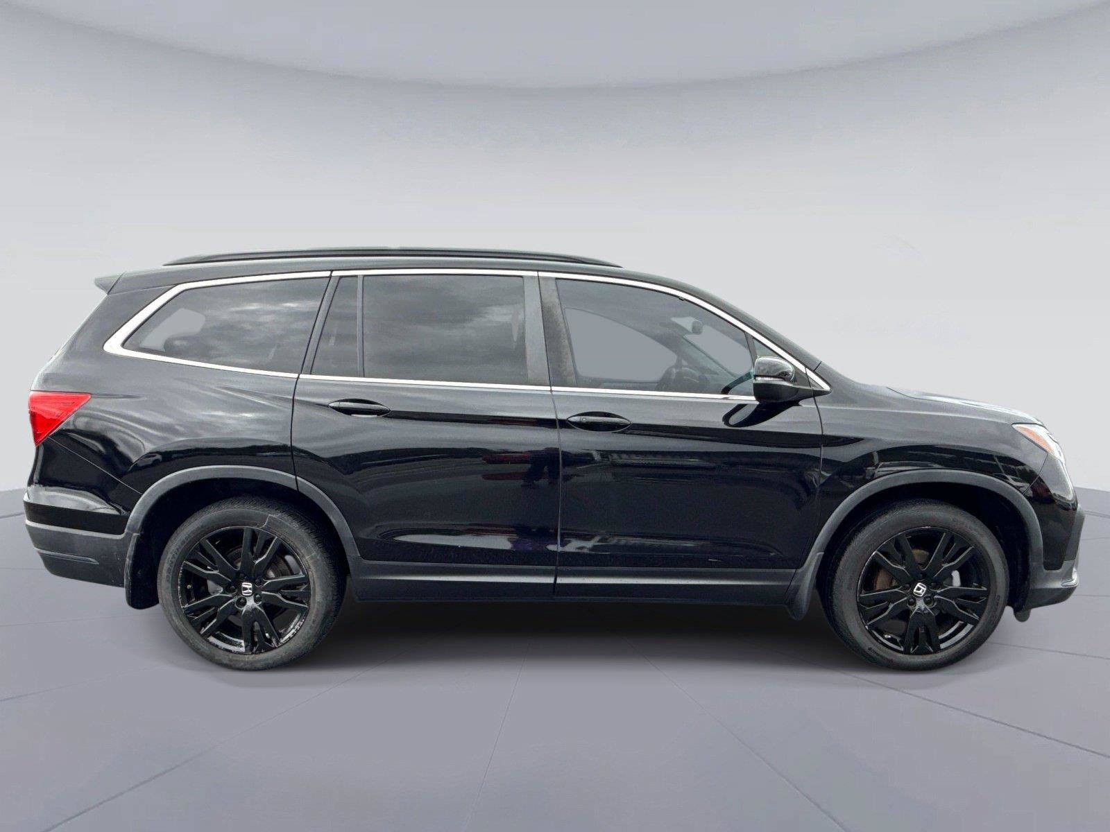 Certified 2022 Honda Pilot Special Edition image 2