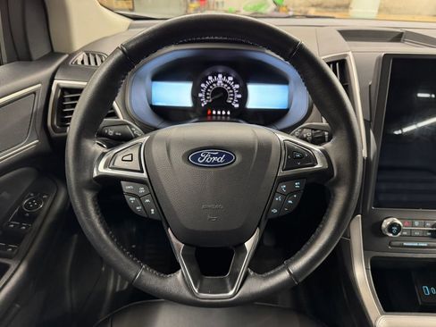 Used 2024 Ford Edge SEL image 19