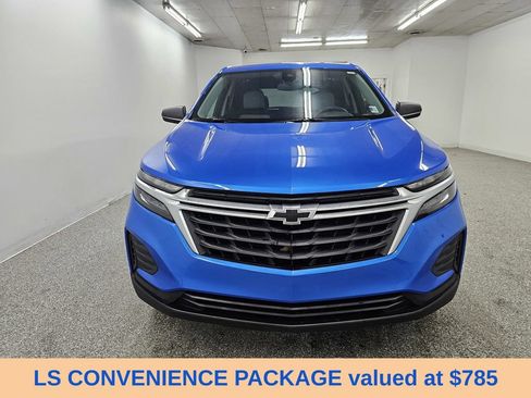 Used 2024 Chevrolet Equinox LS w/ LS Convenience Package FWD image 2