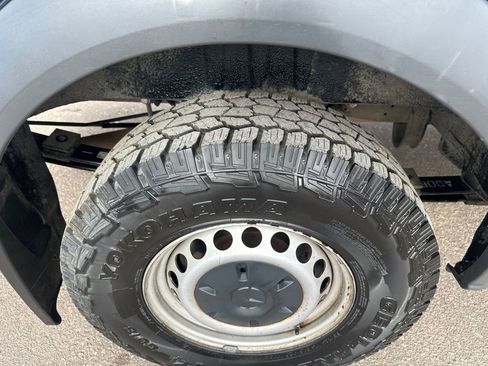 Used 2016 Mercedes-Benz Sprinter 2500 image 17