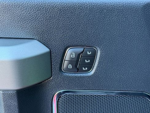 Used 2022 Ford F250 Lariat w/ Lariat Ultimate Package image 19