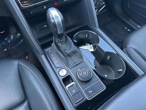 Used 2022 Volkswagen Atlas Cross Sport SE image 21