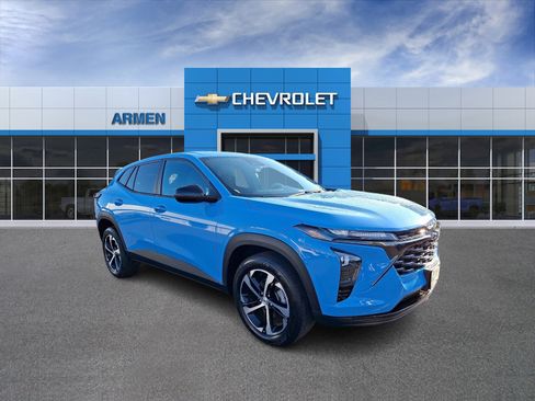 Certified 2024 Chevrolet Trax RS w/ Driver Confidence Package FWD image 4