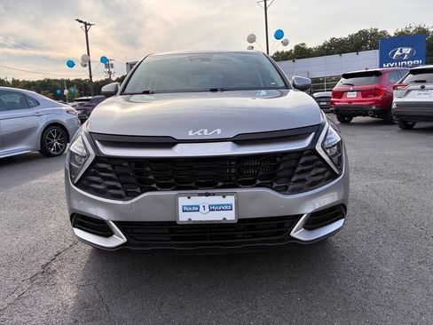 Used 2023 Kia Sportage LX AWD/4WD image 2