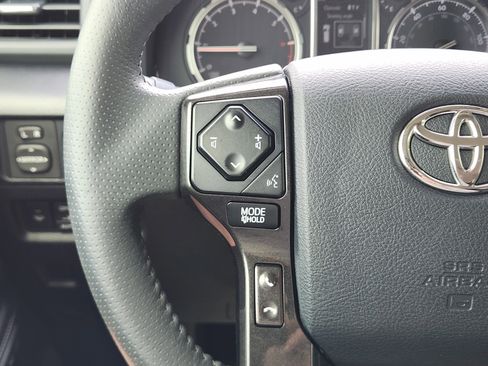 Used 2020 Toyota 4Runner Nightshade AWD/4WD image 10
