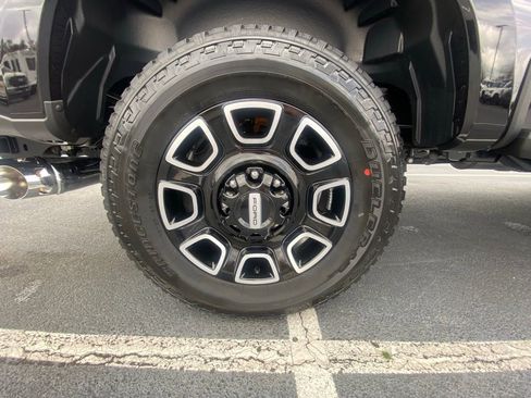 New 2026 Ford F250 Platinum image 30