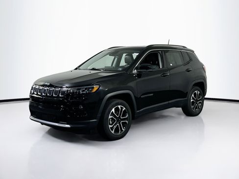 Used 2022 Jeep Compass Limited w/ Sun and Sound Group image 1