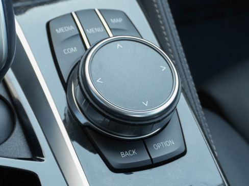 Certified 2023 BMW 530i w/ M Sport Package image 28