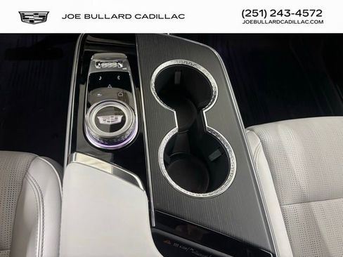 New 2025 Cadillac Lyriq Sport w/ LPO, Floor Liner Package image 17