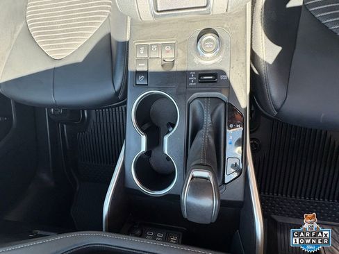 Certified 2025 Toyota Highlander XSE image 21