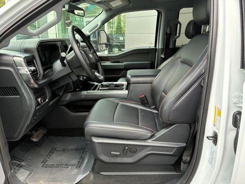 Used 2025 Ford F250 Lariat AWD/4WD image 15